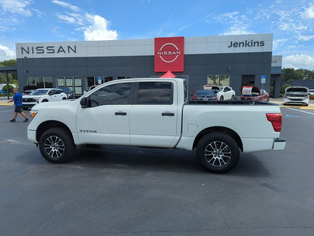 2023 Nissan Titan SV - Photo 10