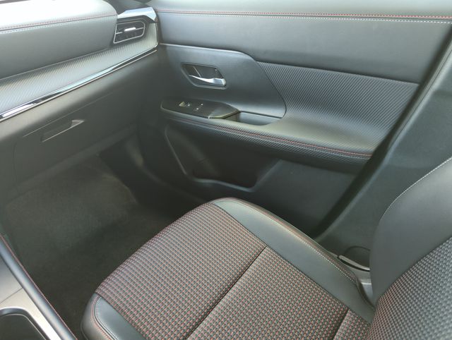 2025 Nissan Kicks SR - Photo 27