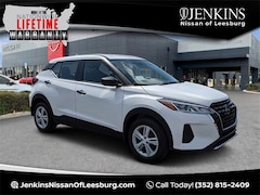 2025 Nissan Kicks Play S SUV