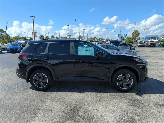 2026 Nissan Rogue SV photo 3