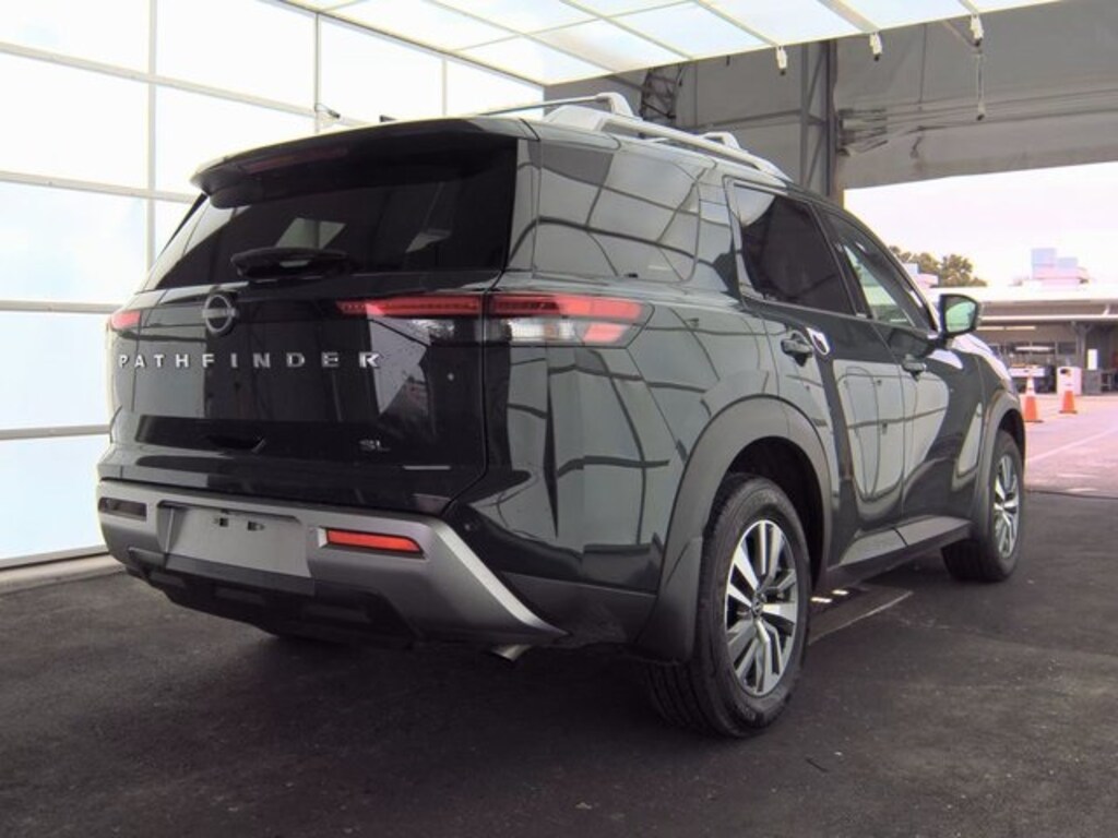 Certified 2024 Nissan Pathfinder SL SUV