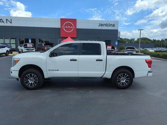 2023 Nissan Titan SV - Photo 11