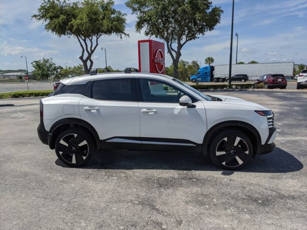 Certified 2025 Nissan Kicks SR SUV