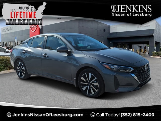 2025 Nissan Sentra SV's photo