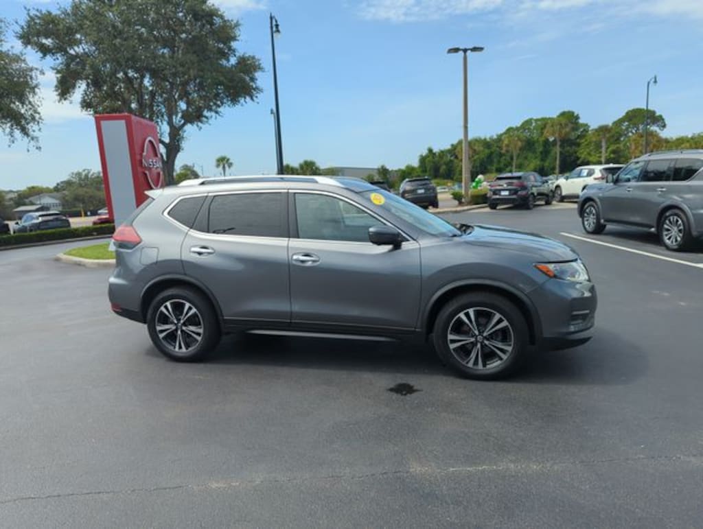 Used 2020 Nissan Rogue SV SUV
