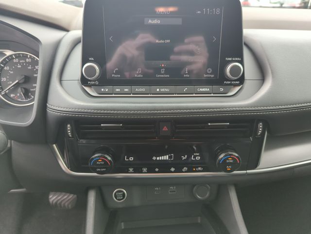 2021 Nissan Rogue SV - Photo 37