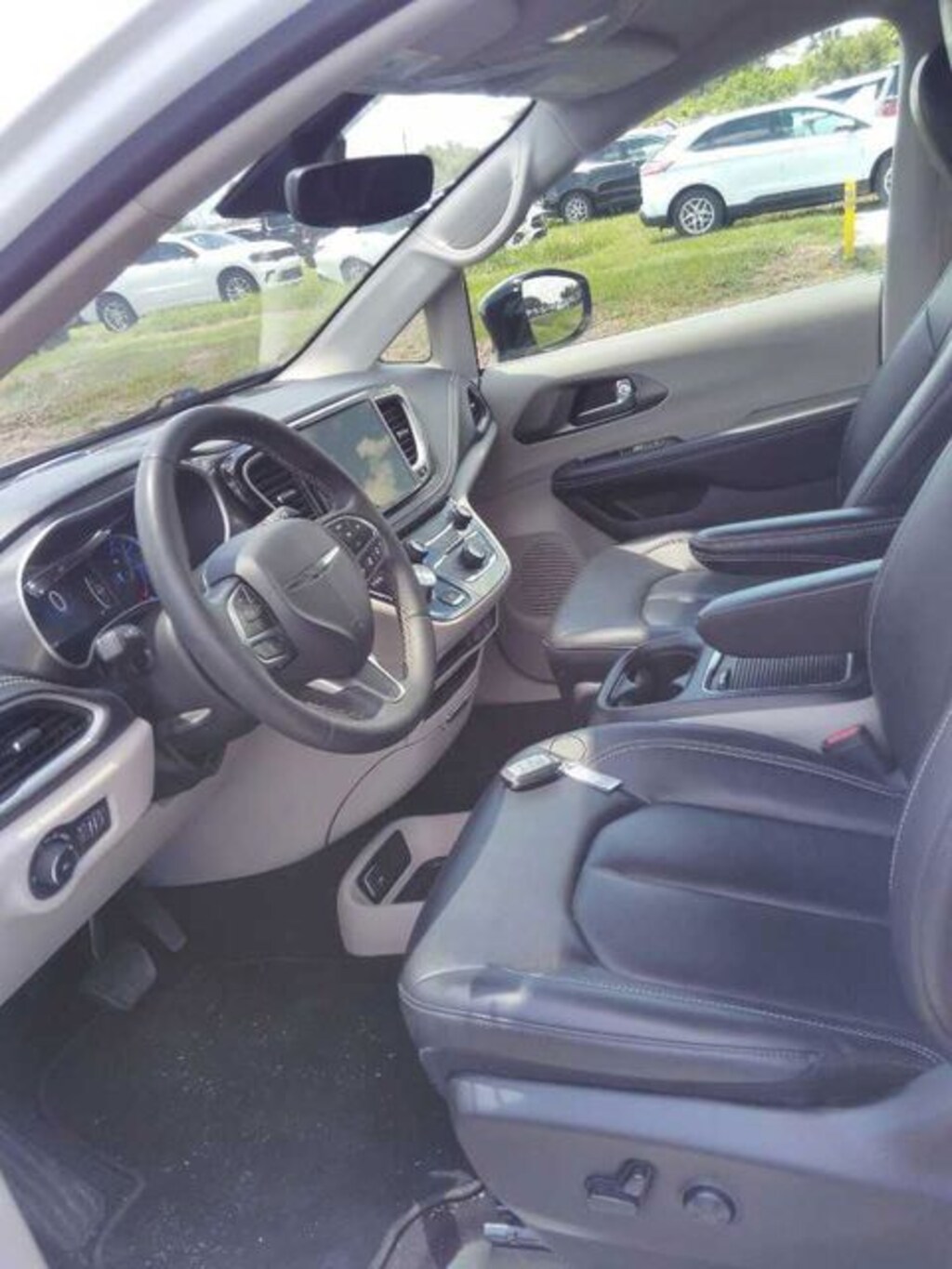 Certified 2024 Chrysler Pacifica Plug-In Hybrid Select Van Passenger Van
