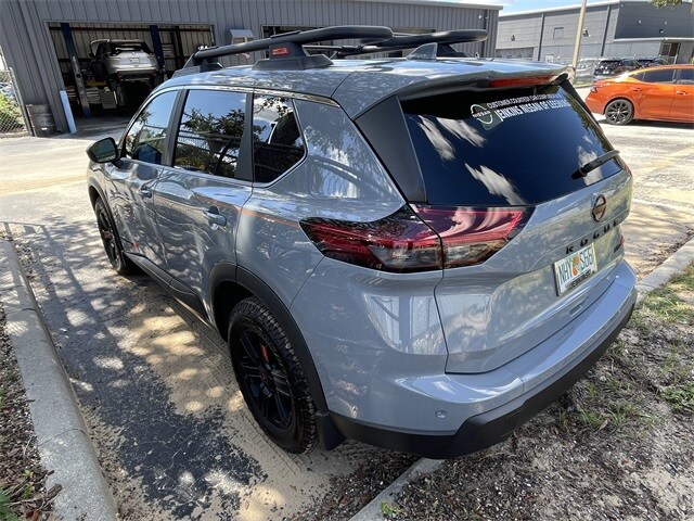 2025 Nissan Rogue photo 3