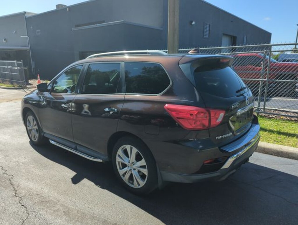 Certified 2019 Nissan Pathfinder SL SUV