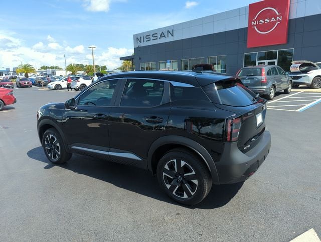 2025 Nissan Kicks SV AWD - Photo 9