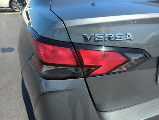 2025 Nissan Versa Sedan SV - Photo 18