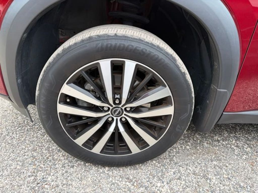 Used 2023 Nissan Pathfinder Platinum SUV
