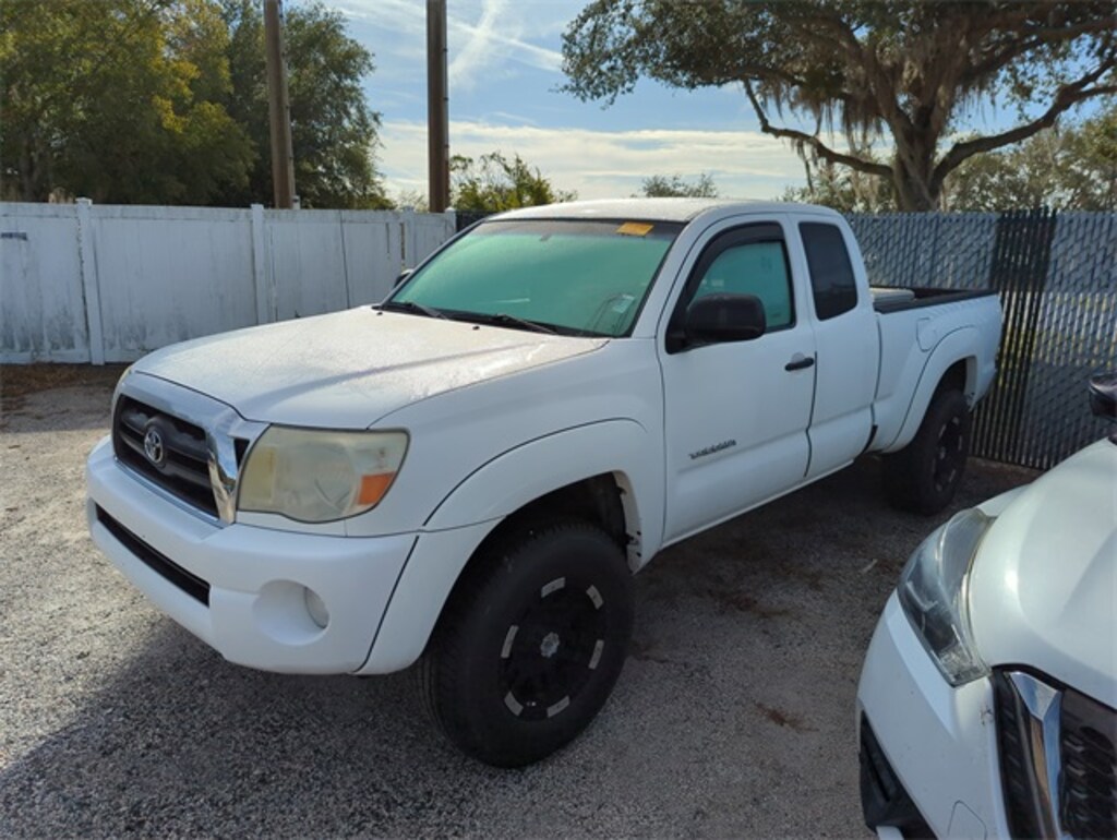 Used 2006 Toyota Tacoma Base V6 Truck Access Cab