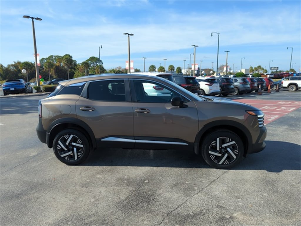 New 2026 Nissan Kicks SV SUV