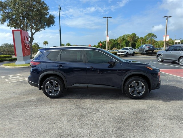 2026 Nissan Rogue SV photo 3