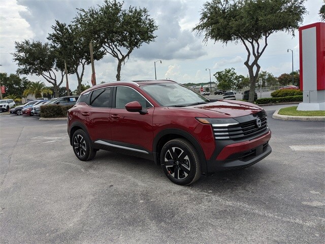 2025 Nissan Kicks SV photo 2