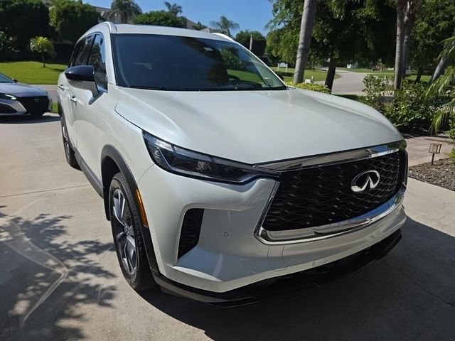 2023 INFINITI QX60 LUXE's photo