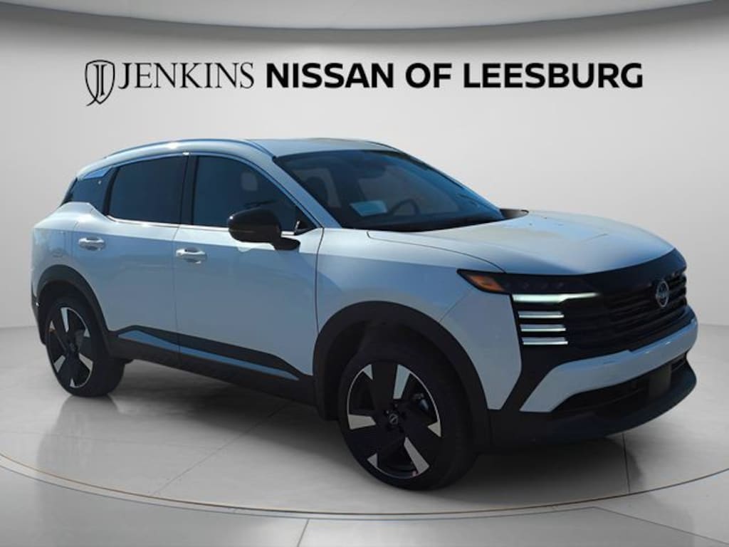 New 2026 Nissan Kicks SR SUV