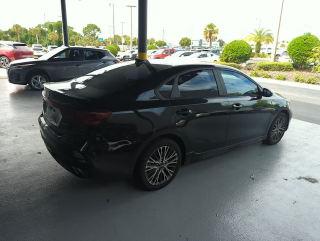 Certified 2022 Kia Forte GT-Line Sedan