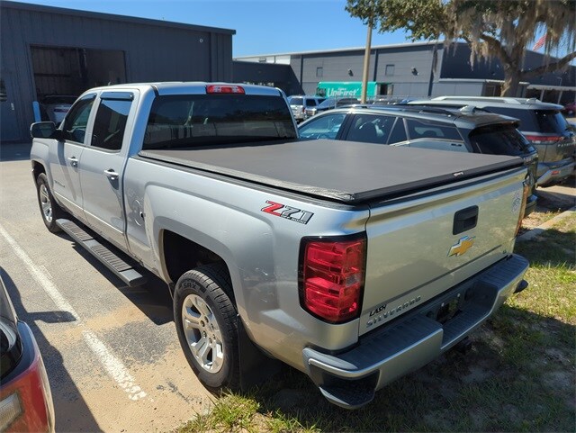 2018 Chevrolet Silverado 1500 LT2 photo 3