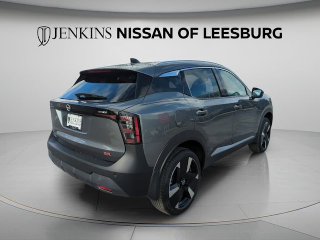 New 2026 Nissan Kicks SR SUV