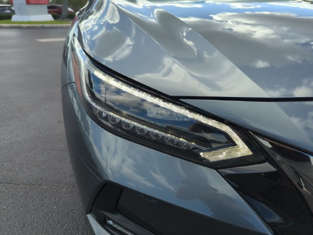 2022 Nissan Sentra SR - Photo 17