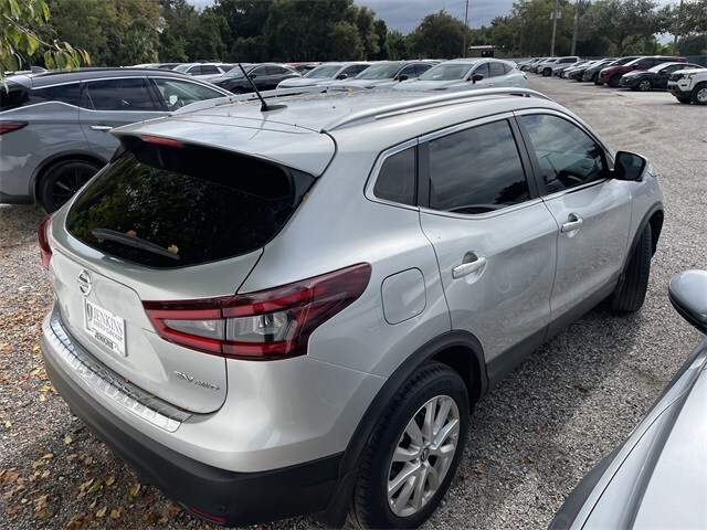 2022 Nissan Rogue Sport SV photo 3