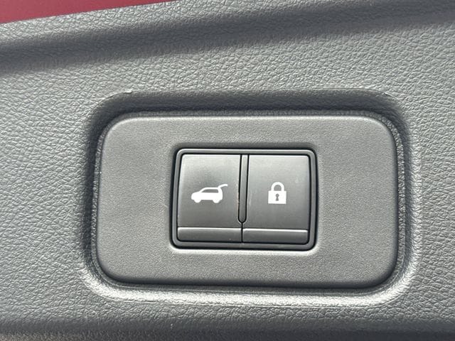 2023 Nissan Pathfinder SL - Photo 18