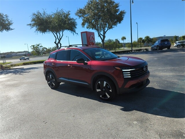 2026 Nissan Kicks SR photo 2