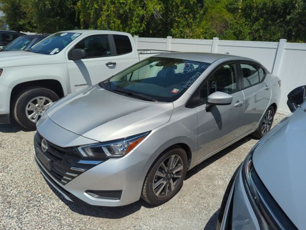 Certified 2023 Nissan Versa 1.6 SV Sedan
