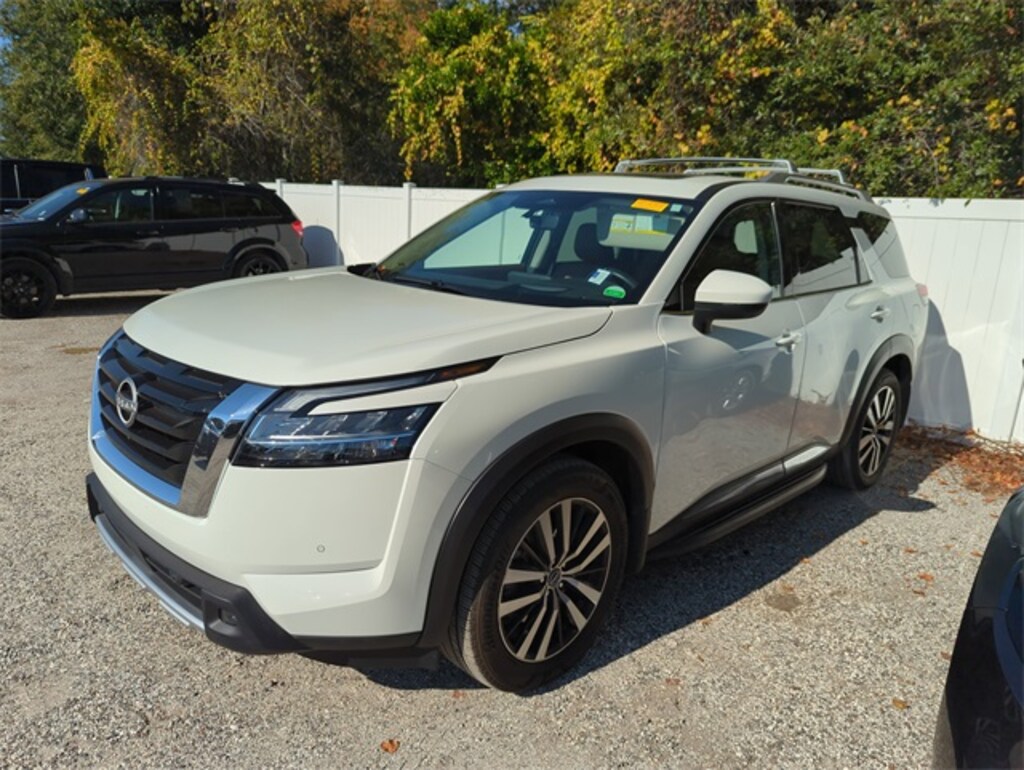 Certified 2023 Nissan Pathfinder Platinum SUV