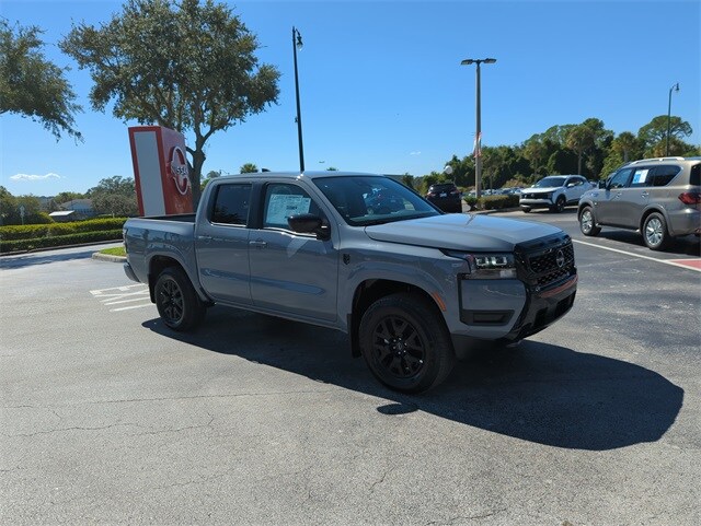 2026 Nissan Frontier SV photo 2