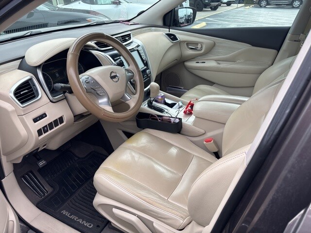 2016 Nissan Murano S photo 2