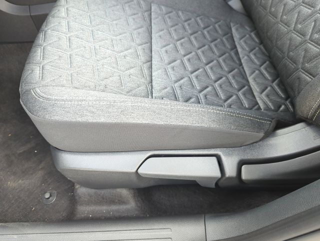 2026 Nissan KICKS SV - Photo 29