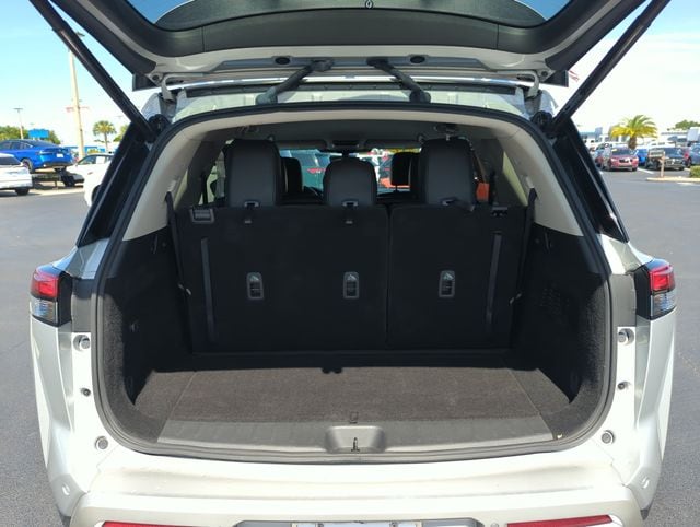 2023 Nissan Pathfinder SL - Photo 19