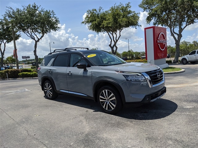 Certified 2022 Nissan Pathfinder Platinum with VIN 5N1DR3DH1NC259879 for sale in Leesburg, FL