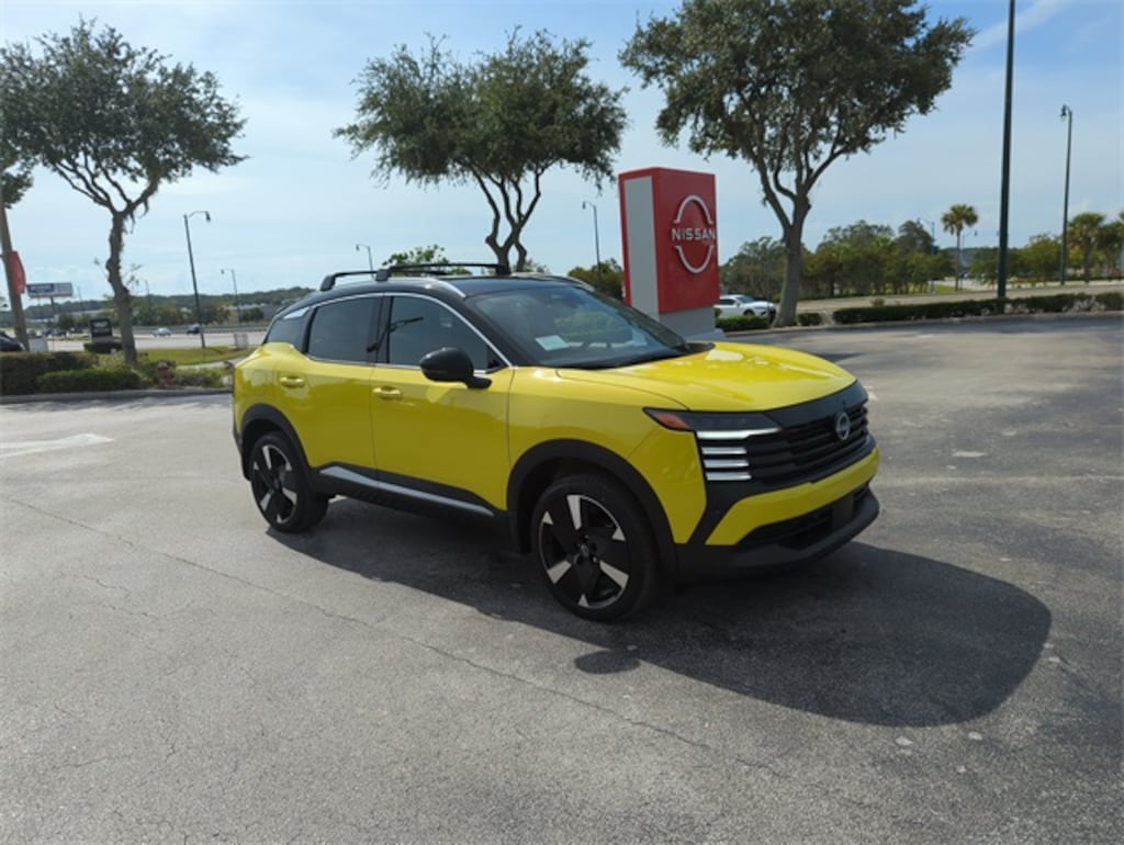 New 2026 Nissan Kicks SR SUV