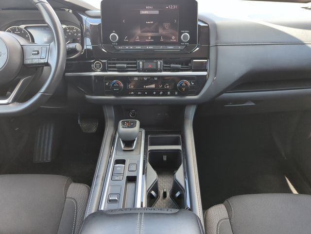 2024 Nissan Pathfinder SV - Photo 26