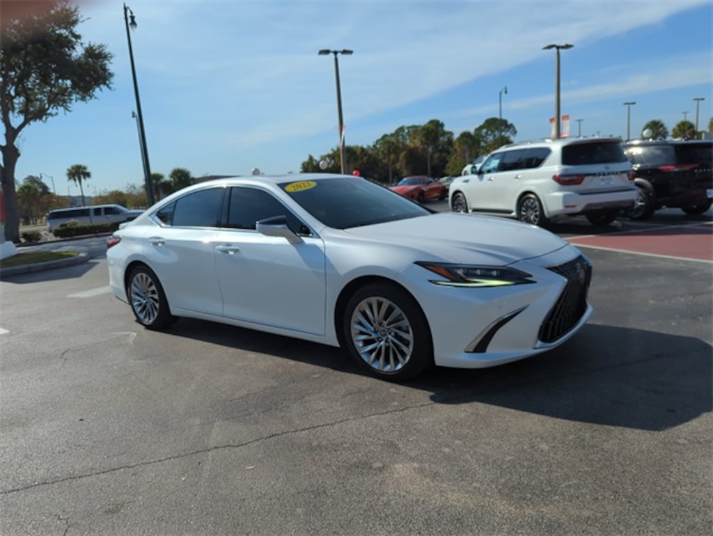 Used 2023 Lexus ES 350 Ultra Luxury Sedan