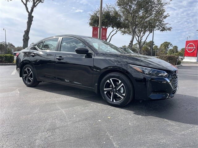 2025 Nissan Sentra SV photo 2