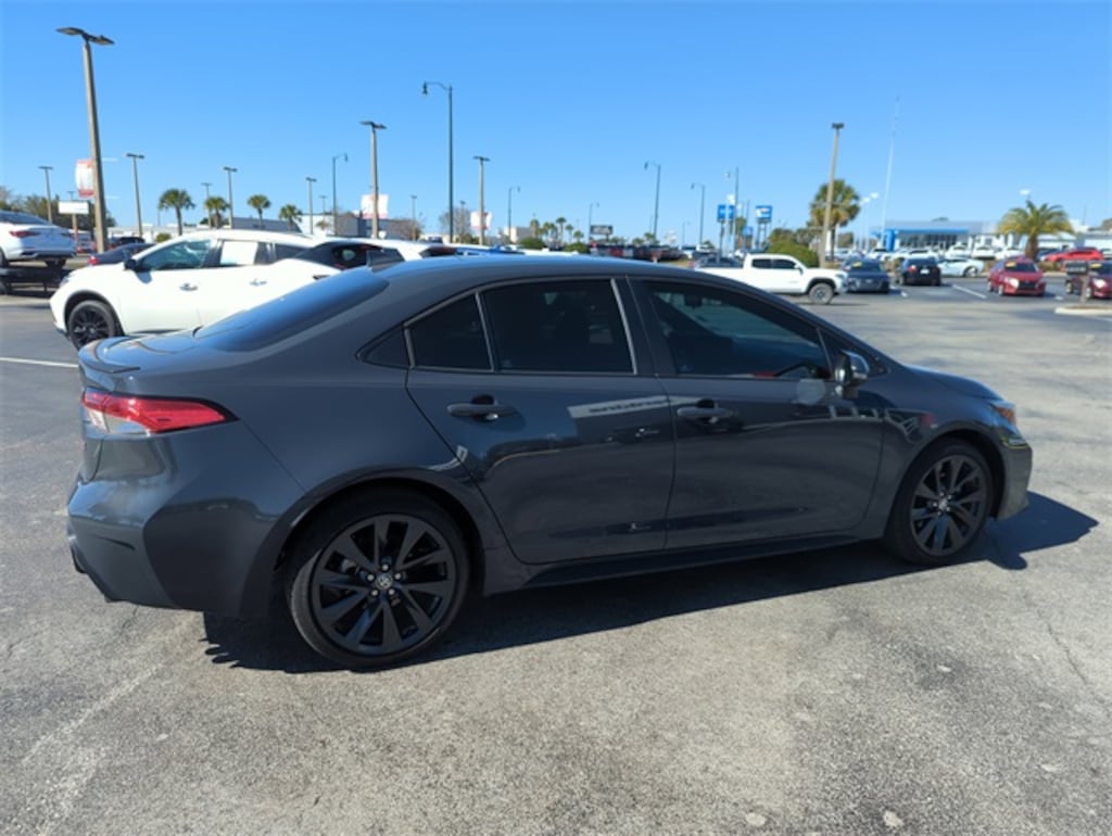 Used 2023 Toyota Corolla SE Sedan