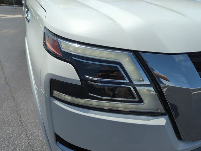 2023 Nissan Armada Platinum - Photo 17