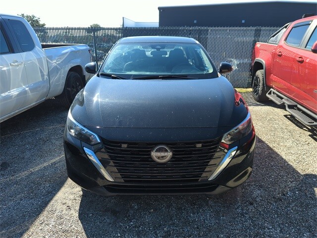 2024 Nissan Sentra SV photo 3