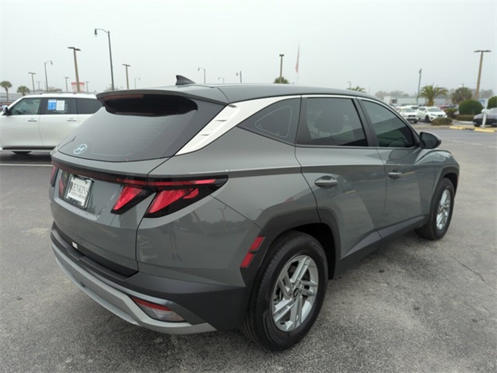 Used 2025 Hyundai Tucson SE SUV