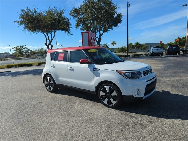 2017 Kia Soul Plus photo 2