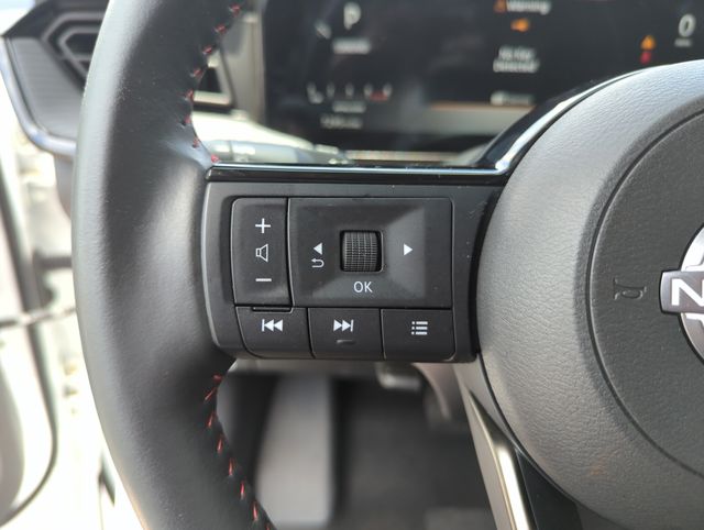 2025 Nissan Kicks SR - Photo 42