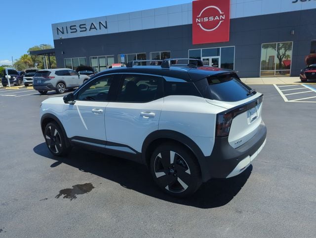 2025 Nissan Kicks SR - Photo 9
