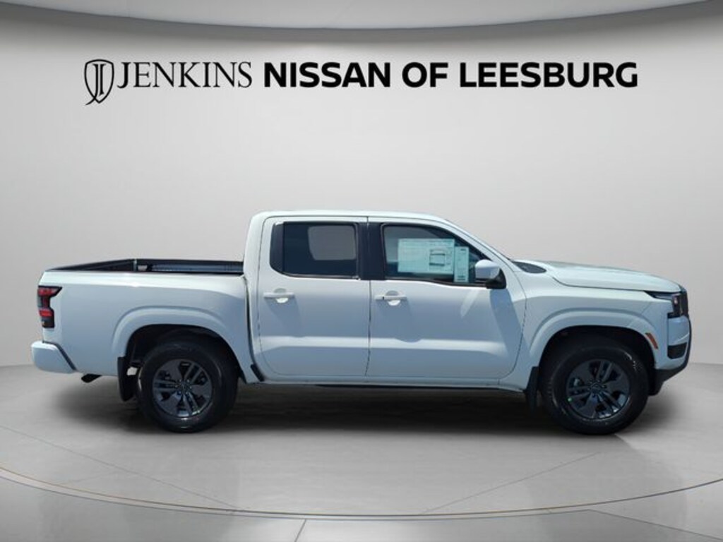 New 2026 Nissan Frontier SV Truck Crew Cab
