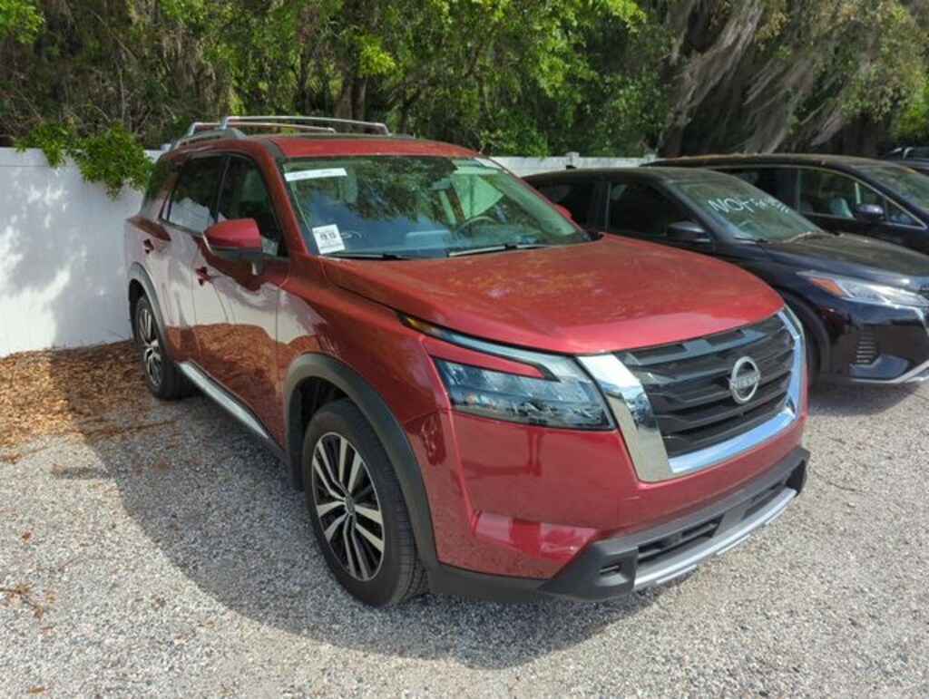 Certified 2025 Nissan Pathfinder Platinum SUV