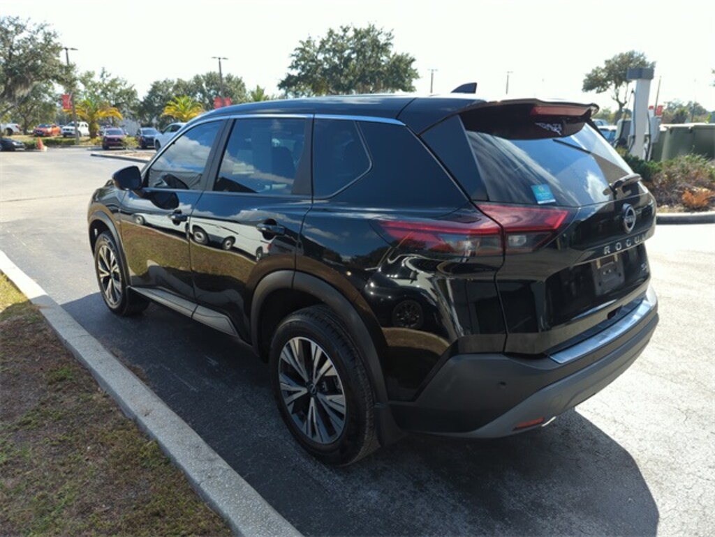 Certified 2022 Nissan Rogue SV SUV